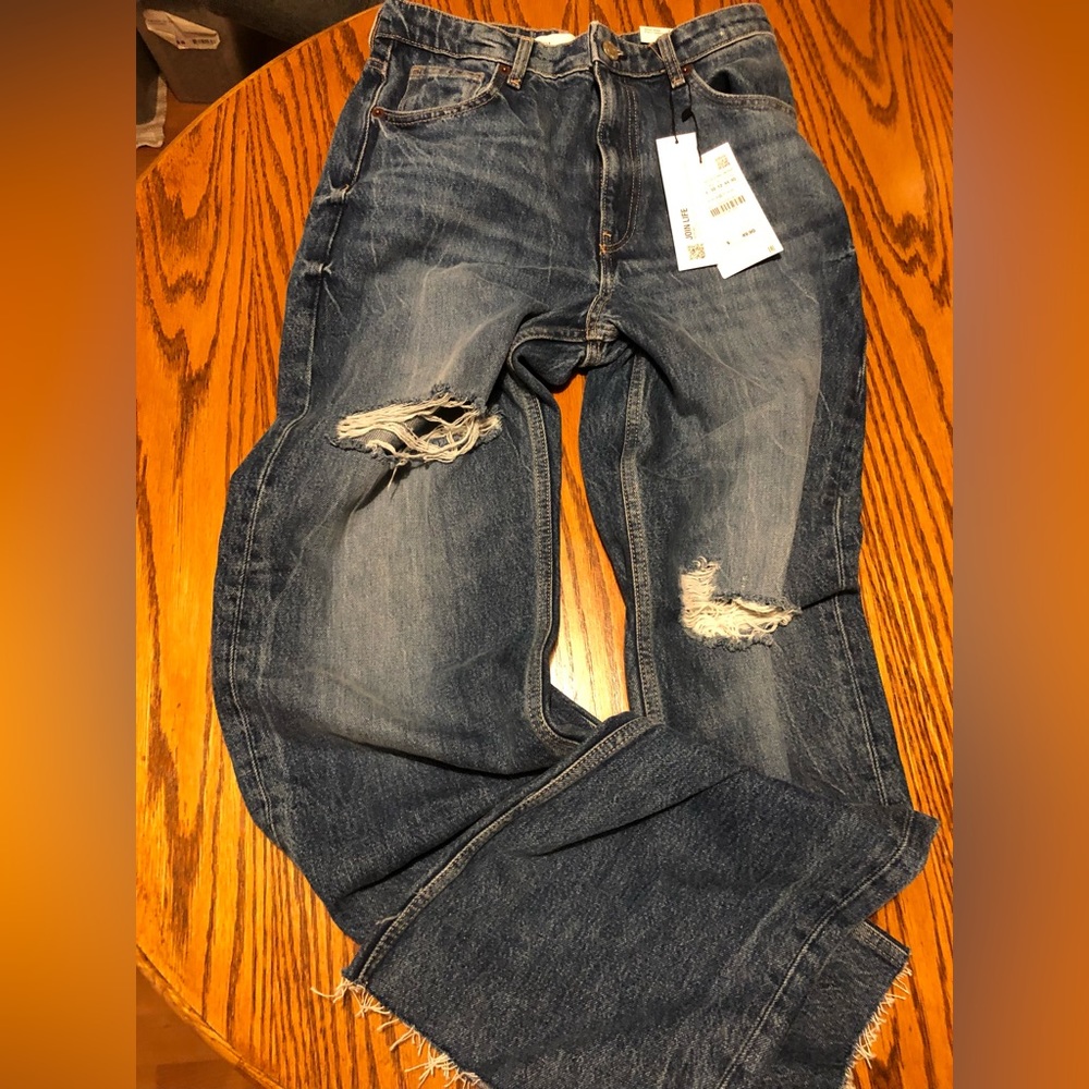 BNWT Zara high rise blue jeans size 40 full length wide leg